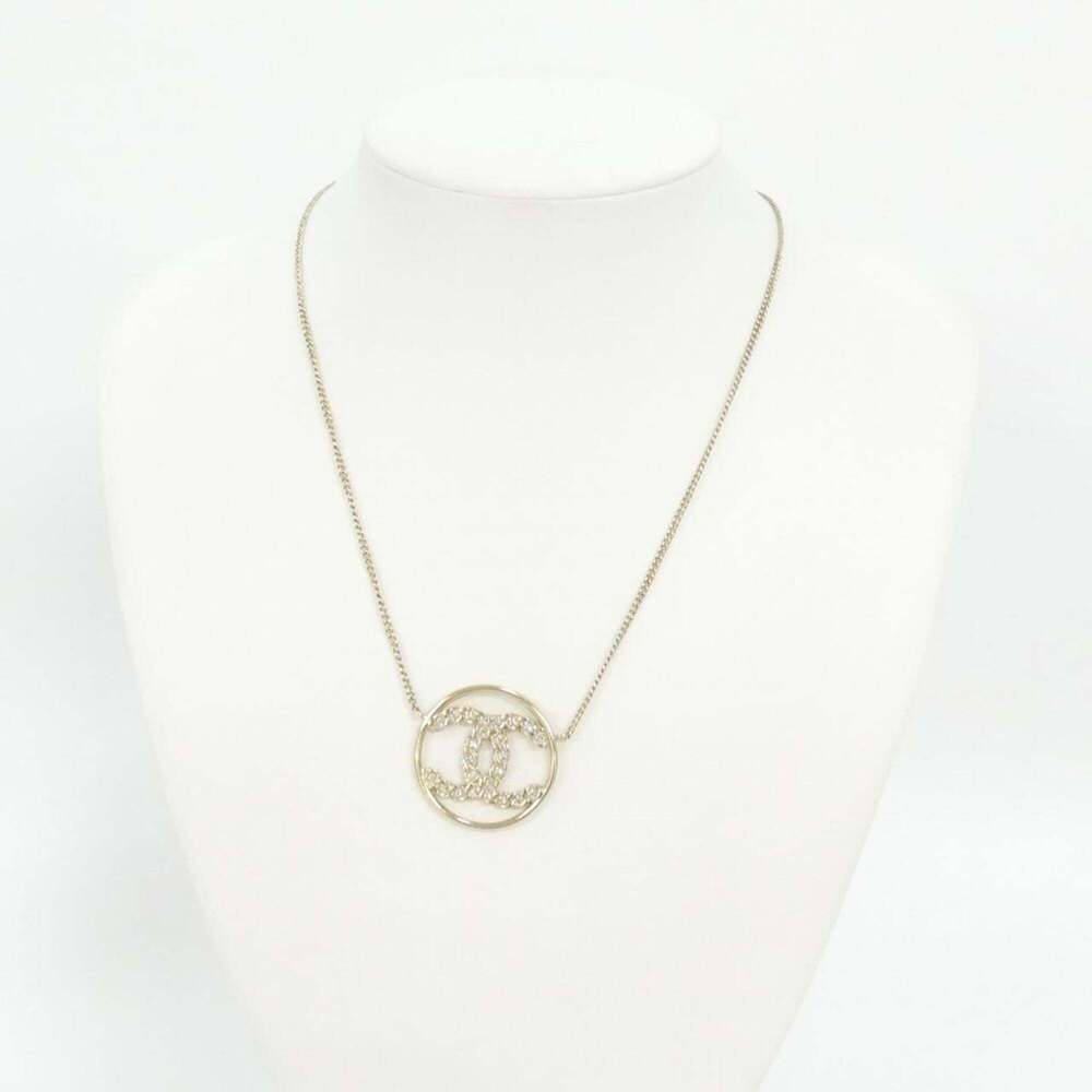 CHANEL Authentic Gold Necklace - Picture 5 of 5